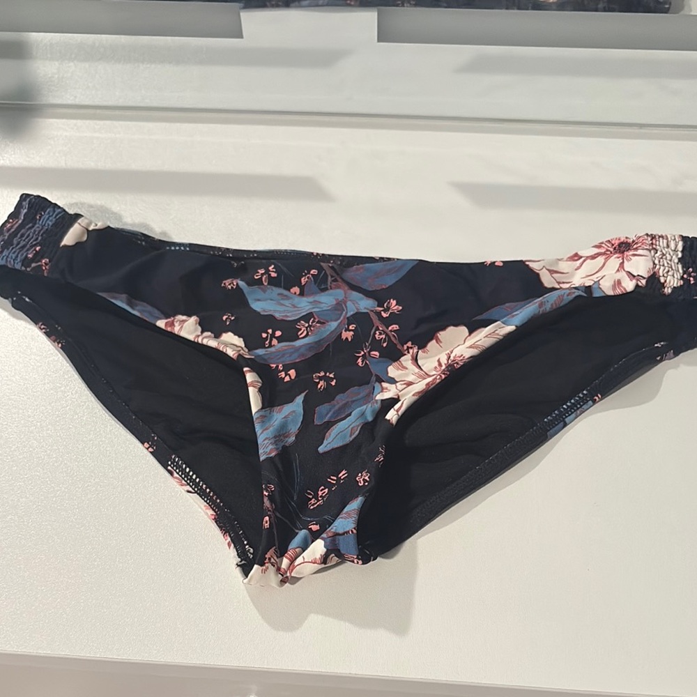 Billabong Floral Bikini Bottom - Black and Pink